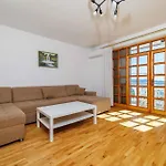 Appartement In 43070 Crikvenica