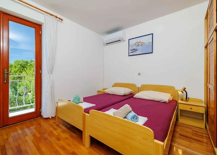 Apartment In 43070 Crikvenica