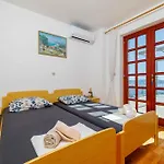 Apartment In 43070 Crikvenica