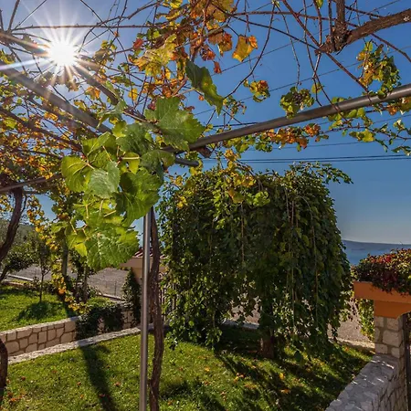 Apartment In 43070 Crikvenica
