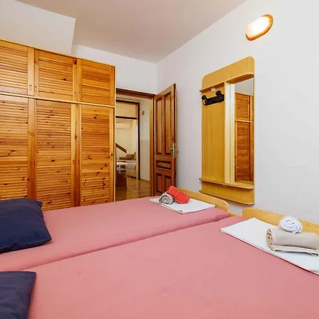 Apartmán In 43070